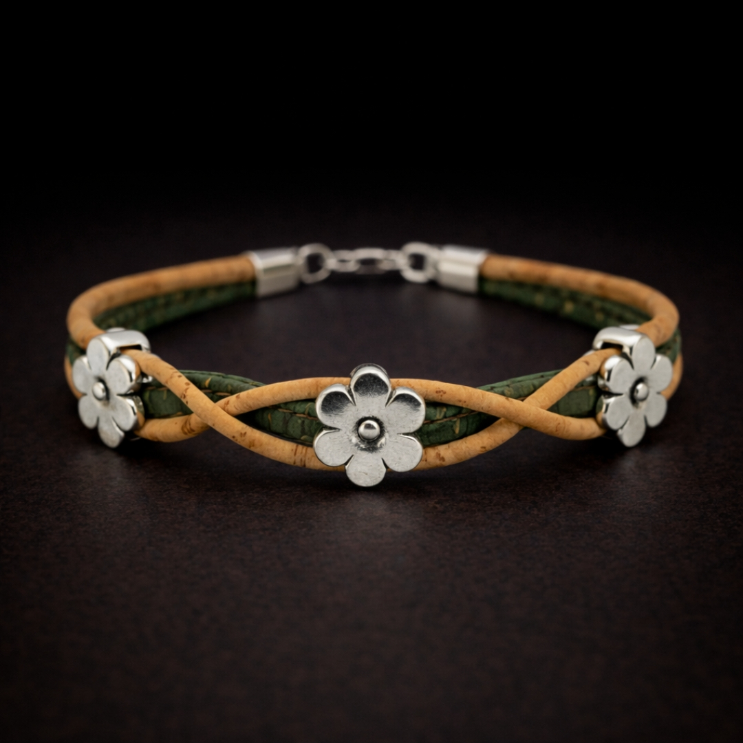 Handmade Natural Cork Three Flowers Bracelet - green